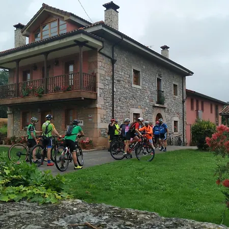 El Campo De Petra Hostal Grado