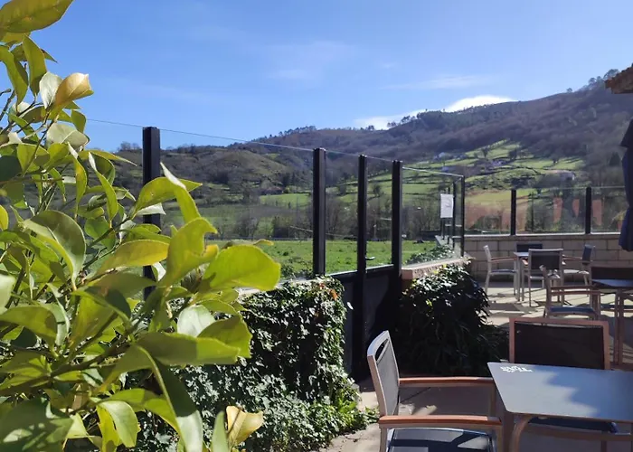 El Campo De Petra Hostal *