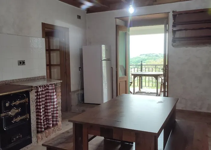 El Campo De Petra * غرادو